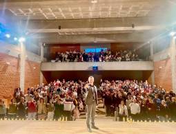 Entradas agotadas, lleno, aforo completo, Toni